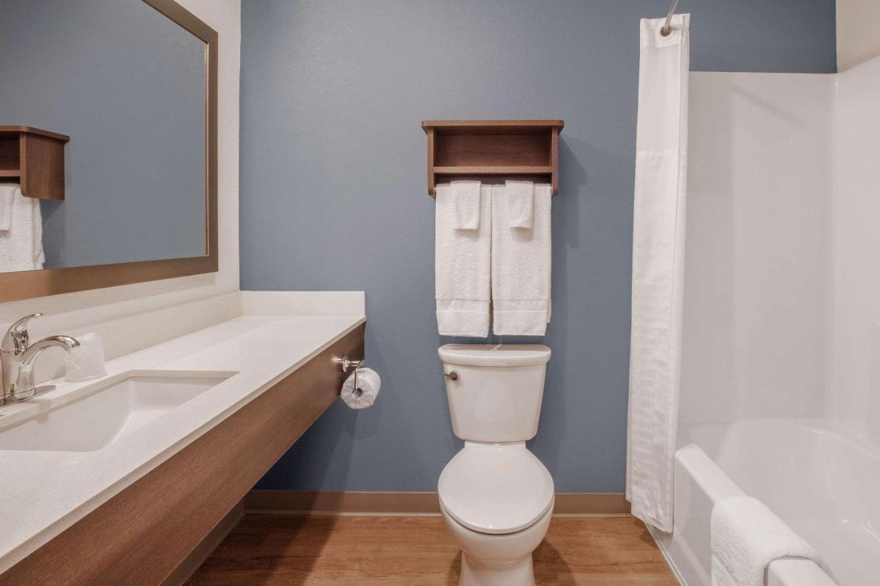 Woodsping Suites Washington Dc East Arena Drive Lake Arbor المظهر الخارجي الصورة